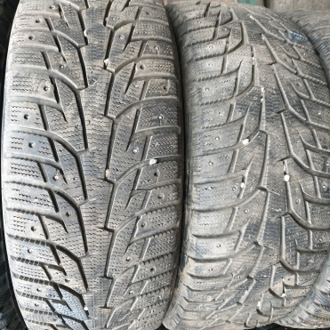 Hankook Winter I*Pike RS W419 235/55R17 