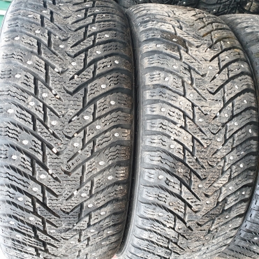 Nokian Hakkapeliitta 8 205/50R17 