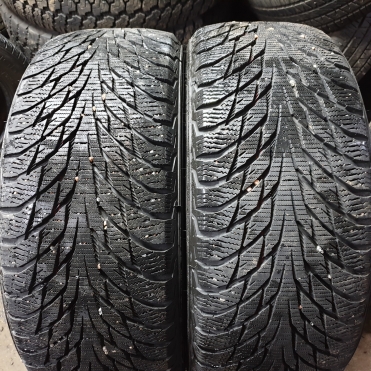 Nokian Hakkapeliitta R2 215/55R16 