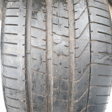 Pirelli P Zero 315/35R21 