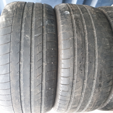 Dunlop SP QuattroMaxx 275/45R19 