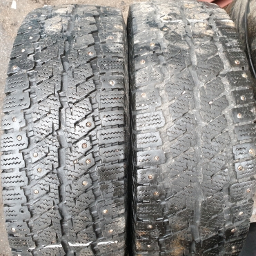 Continental VancoIceContact 205/70R15 C 