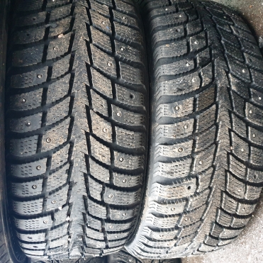 Nokian Hakkapeliitta 2 205/50R16 