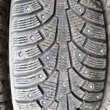 Nokian Hakkapeliitta 5 225/45R17 