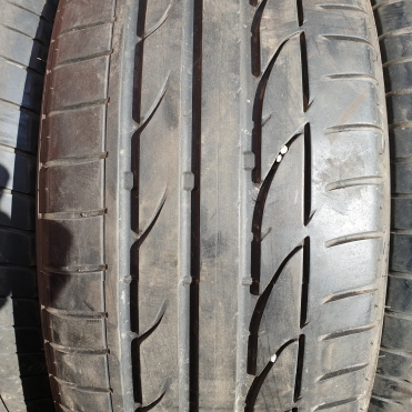 Bridgestone Potenza S001 235/45R18 