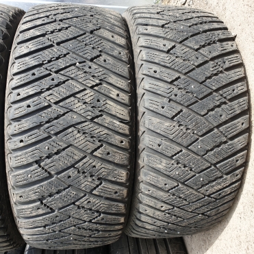 Goodyear UltraGrip Ice Arctic 245/50R18 