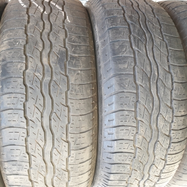 Bridgestone Dueler H/T 687 235/55R18 