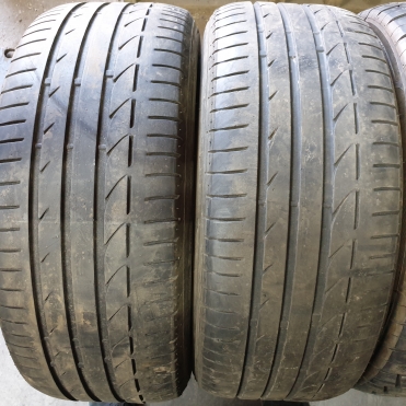 Bridgestone Potenza S001 235/55R17 