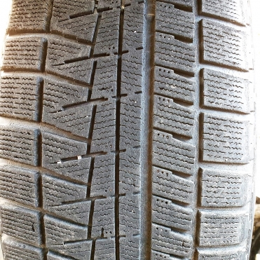 Bridgestone Blizzak Revo-GZ 245/40R20 