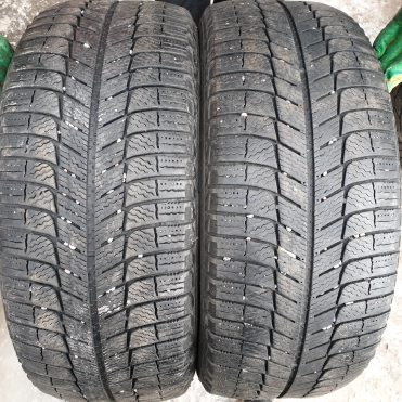 Michelin X-Ice Xi3 225/50R17 