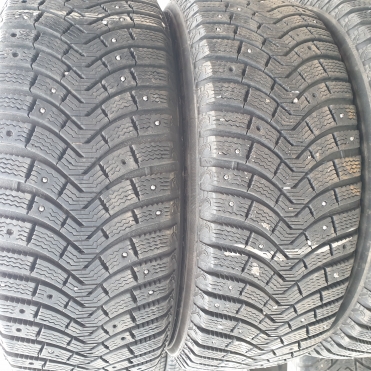 Michelin Latitude X-Ice North 2 235/55R18 