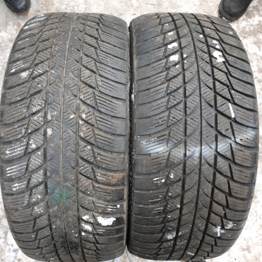 Bridgestone Blizzak LM005 Runflat 225/40R18 