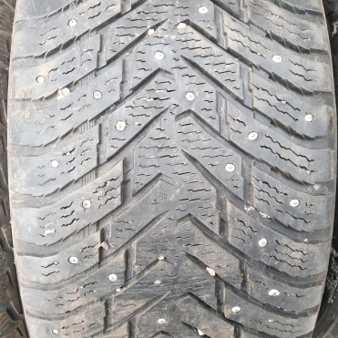 Nokian Hakkapeliitta 8 SUV 265/40R21 