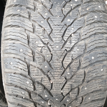 Nokian Hakkapeliitta 9 SUV 315/35R20 