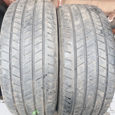 Bridgestone Alenza 001 245/50R19 