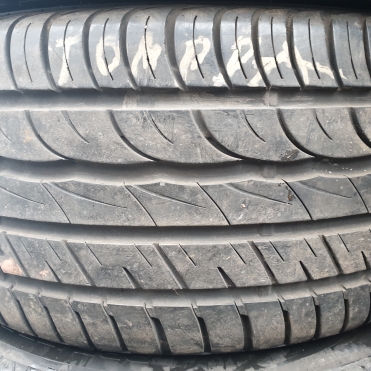 Barum Bravuris 2 255/35R18 