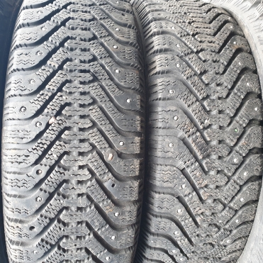 Goodyear Ultra Grip 500 175/65R14 