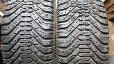 Goodyear Ultra Grip 500 225/55R16 