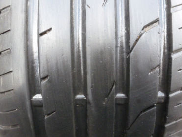 Continental ContiPremiumContact 2 225/55R16 