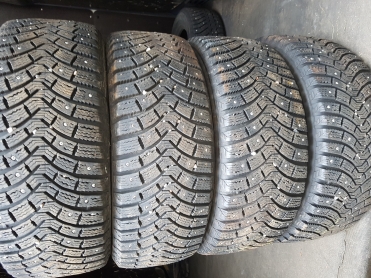 Michelin X-Ice North XIN2 205/55R16 