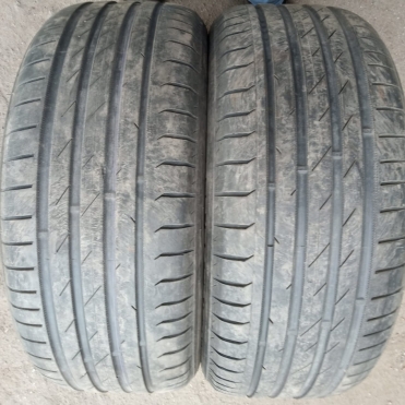 Nokian Hakka Black XL 235/55R17 