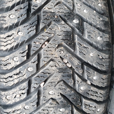 Nokian Hakkapeliitta 8 195/65R15 