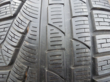 Pirelli Winter Sottozero 245/55R17 