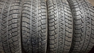 Michelin Latitude Alpin SUV 235/60R17 