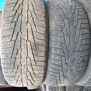 Nokian Hakkapeliitta R 235/55R17 