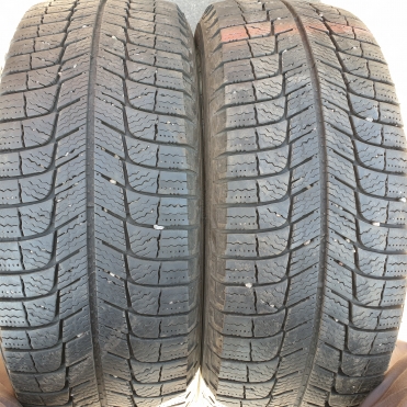 Michelin X-Ice Xi3 205/55R16 