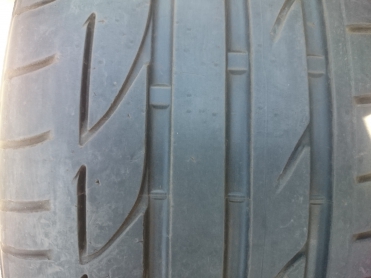 Bridgestone Potenza S001 225/45R17 