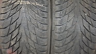 Nokian Hakkapeliitta R2 235/50R17 