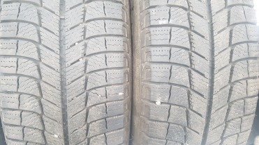 Michelin X-Ice Xi3 215/65R16 