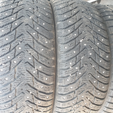 Nokian Hakkapeliitta 8 195/65R15 