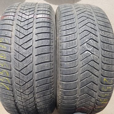 Pirelli Scorpion Winter RunFlat 255/50R19 