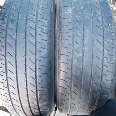 Yokohama BluEarth E51 225/60R18 