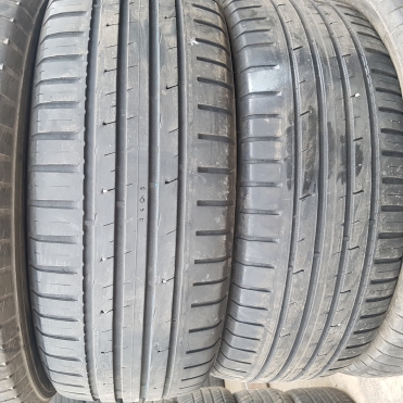 Nokian Hakka Blue 2 215/60R16 