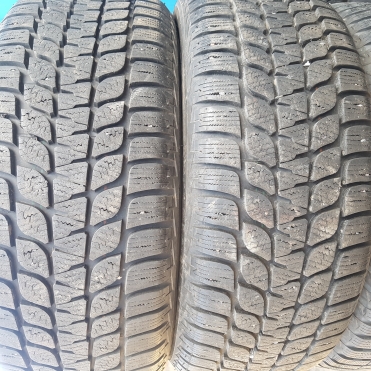 Bridgestone Blizzak LM-25 205/55R16 