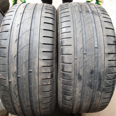 Nokian Hakka Black SUV 255/45R20 