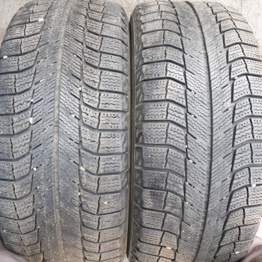 Michelin X-Ice Xi2 215/55R16 