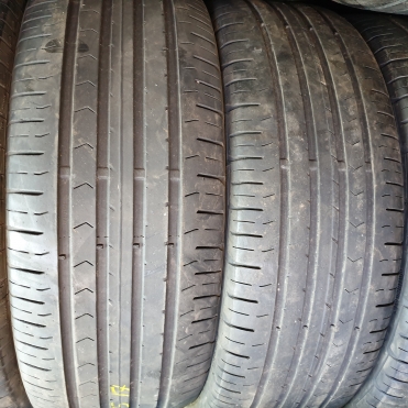 Continental ContiPremiumContact 5 215/60R17 