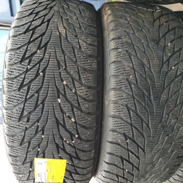 Nokian Hakkapeliitta R2 225/55R16 