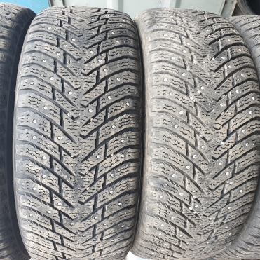 Nokian Hakkapeliitta 8 225/55R17 