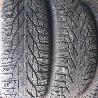 Nokian Hakkapeliitta R2 225/60R17 